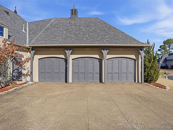 5th image of 7936 S 90th East Ave