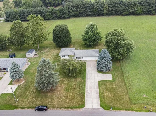 24141 County Home Rd, Goshen, IN 46526
