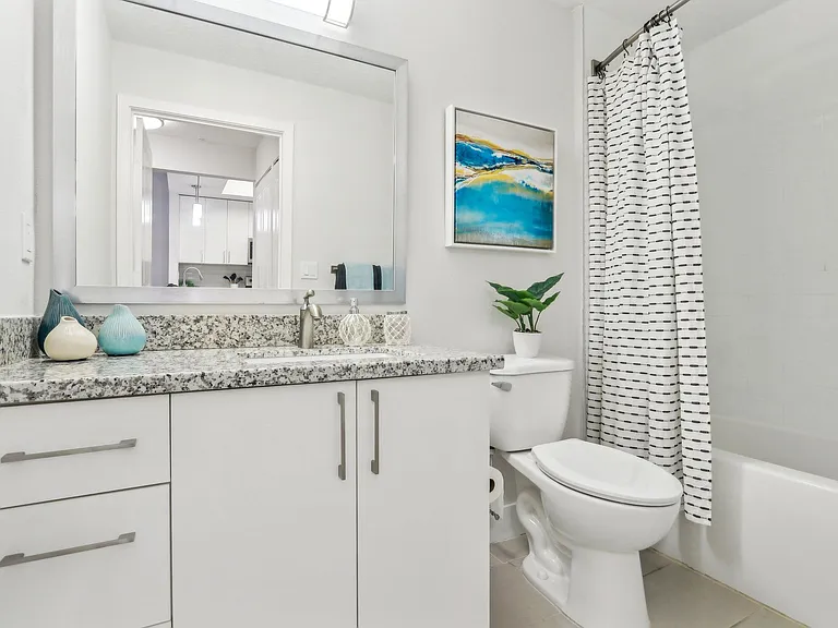 Legacy at Oakwood Landing — Photo 34