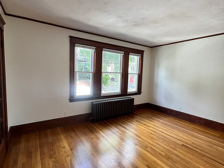 96 Brooks St #2 — Photo 12