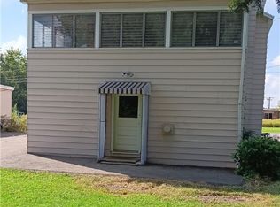 72 Merrick Cir, Manchester, NY 14504