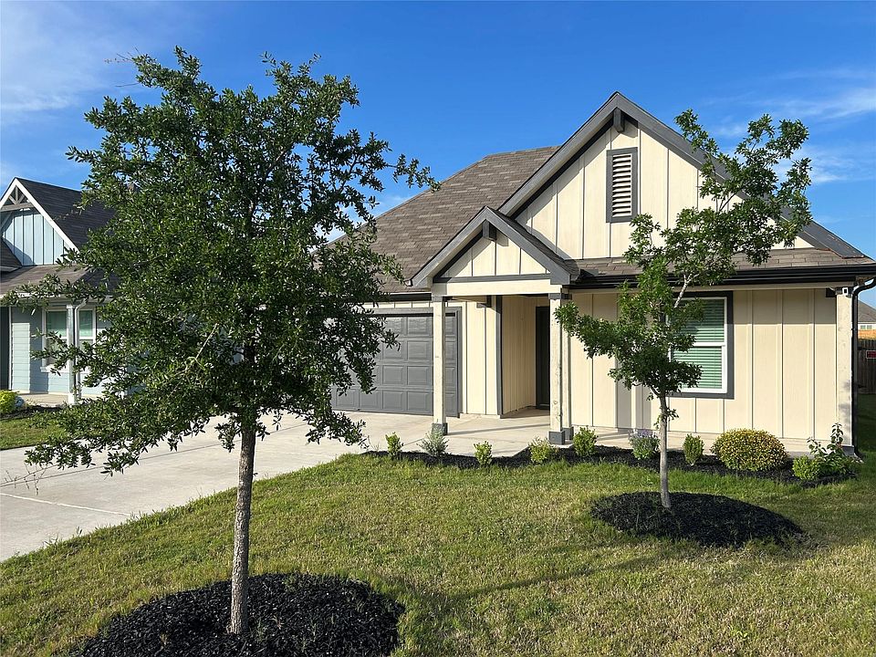 1st image of 111 Sweetwater Creek Ln