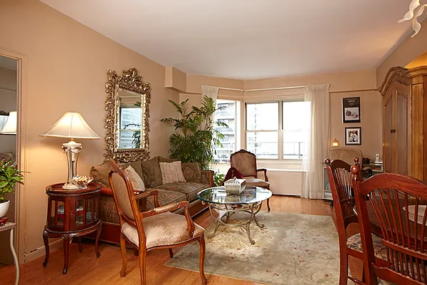 Sold by Brown Harris Stevens | media 31