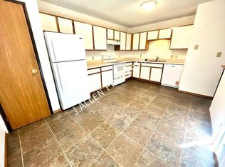 906 Riverfront Rd APT 26, Norfolk, NE 68701