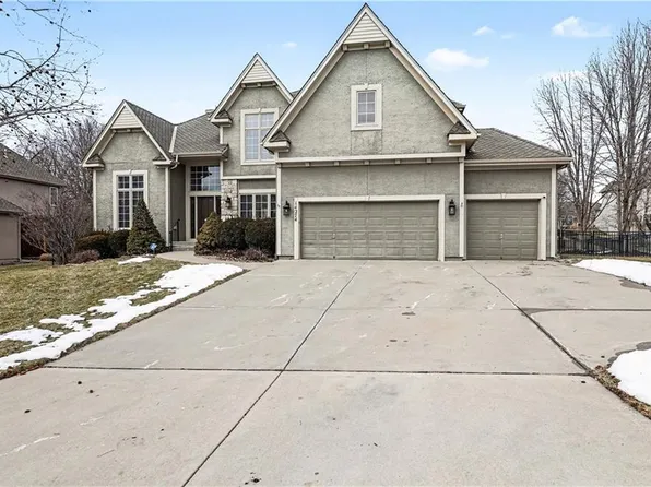 14274 W 156th Ln, Olathe, KS 66062