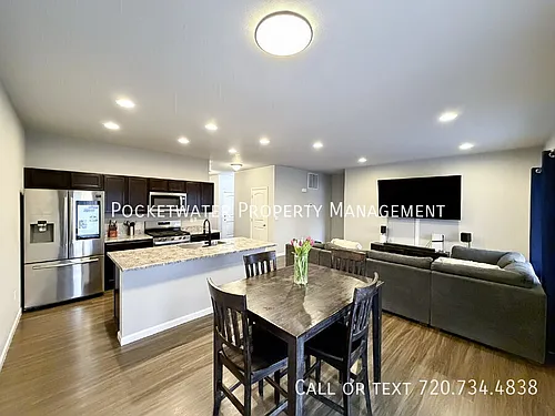 1115 Sherman Dr Photo 1