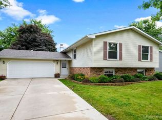 1346 Pappas Dr, Elgin, IL 60123