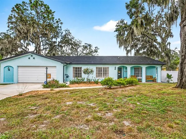 723 Grand Cir, Temple Terrace, FL 33617