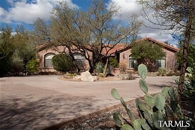 1st image of 6892 N Casas Adobes Dr