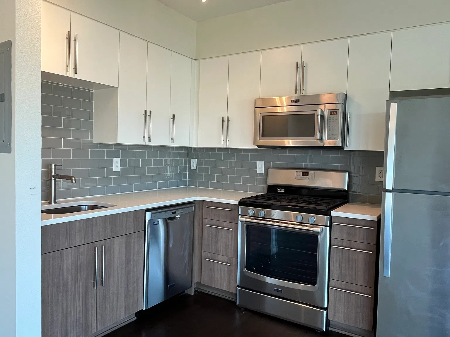 1 bed, 520 sqft, $1,799 — Photo 1
