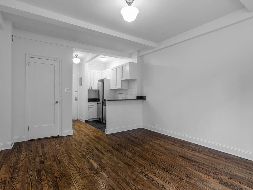 1st image of 208 W 23rd St APT 302