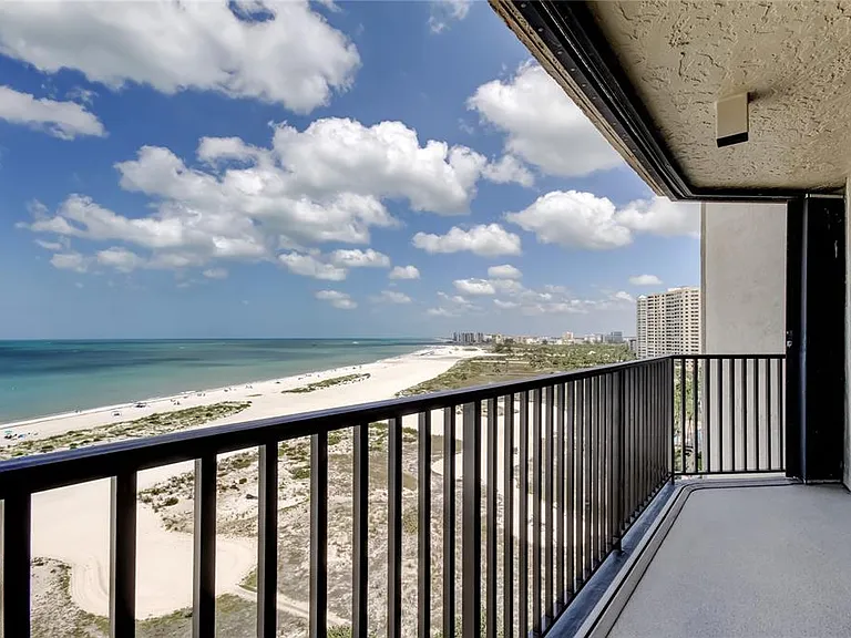 1290 Gulf Blvd #1102 — Photo 29
