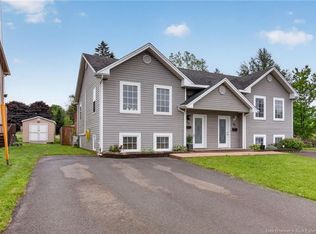 46 Devarenne St, Dieppe, NB E1A 0C8