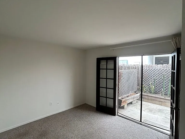 1460 Hornblend — Photo 8