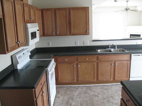 2nd image of 2301 A Saddleback Drive
