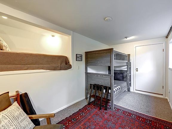 5th image of 806 Edgewood Ave