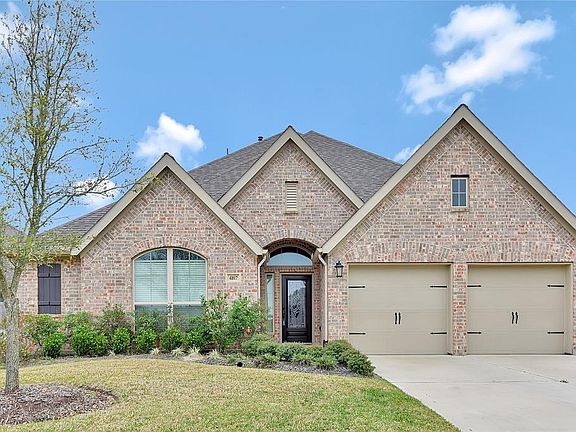 3rd image of 4107 Carpa Pass Dr