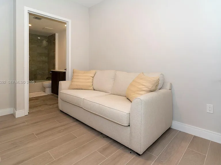 488 NE 18th St #3608 — Photo 25