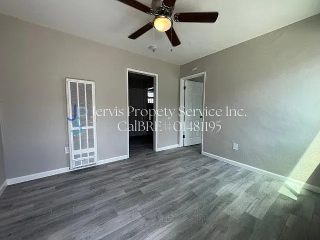 5604 Clara St #1/4 — Photo 1