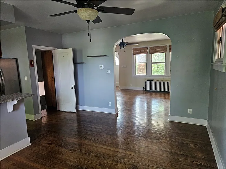 713 Hazelwood Ave — Photo 8