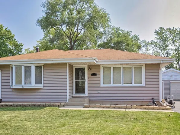 417 Deerpath Dr, Lindenhurst, IL 60046