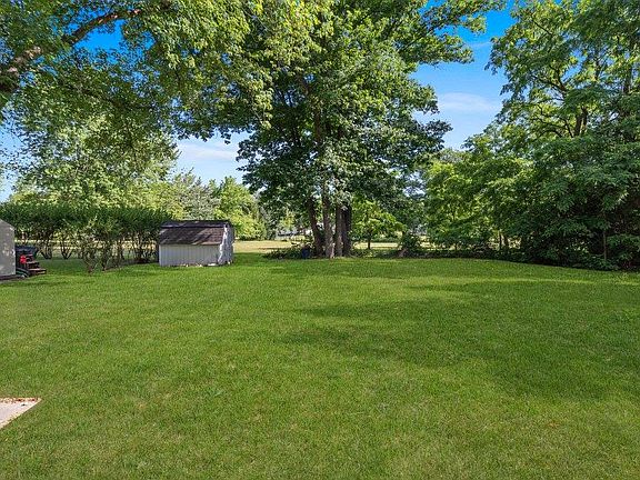 4th image of 1150 Squire Dr