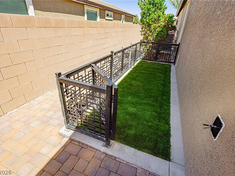 5757 Ireland Ridge Ct — Photo 45