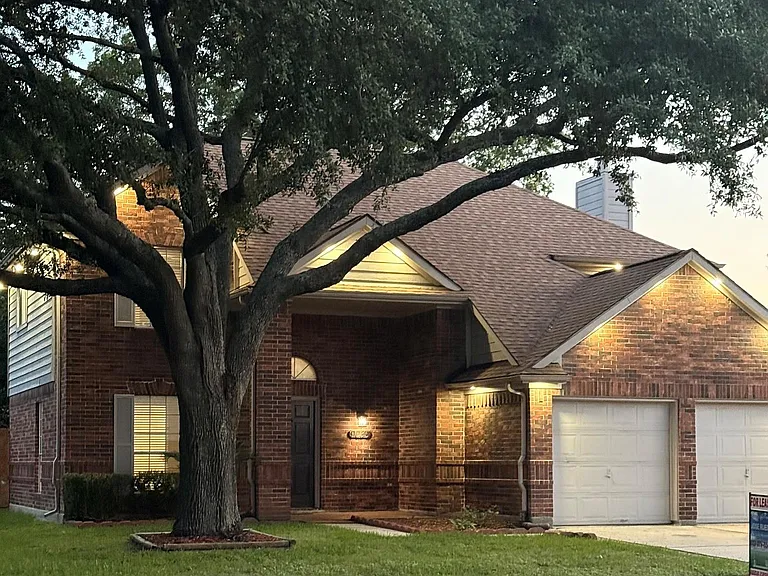 9035 Rippling Fields Dr — Photo 5
