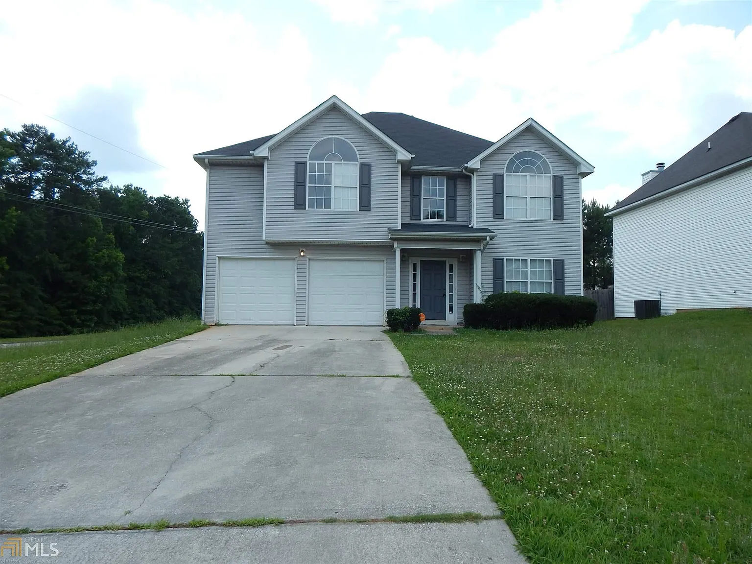 401 Harvick Cir photo 1
