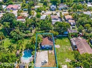 2428 Pierce St, Hollywood, FL 33020