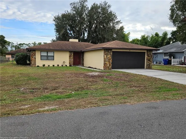 511 Elgin St, Sebring, FL 33875