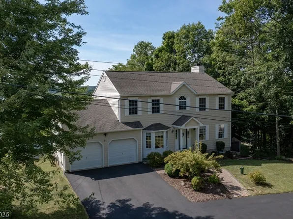 21 Hill St, Mount Olive Twp., NJ 07828