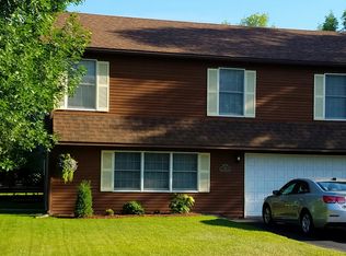 3 Meadowvale Rd, Plattsburgh, NY 12901