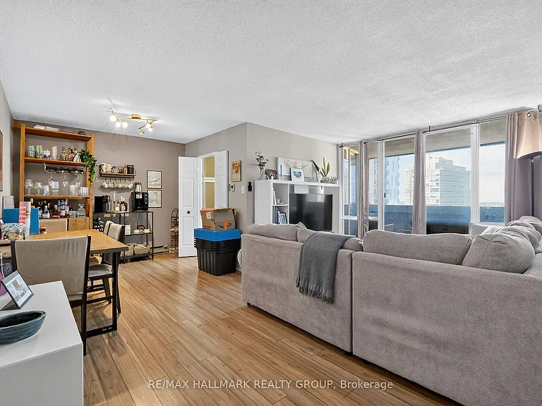 530 Laurier Ave W #1907 — Photo 7