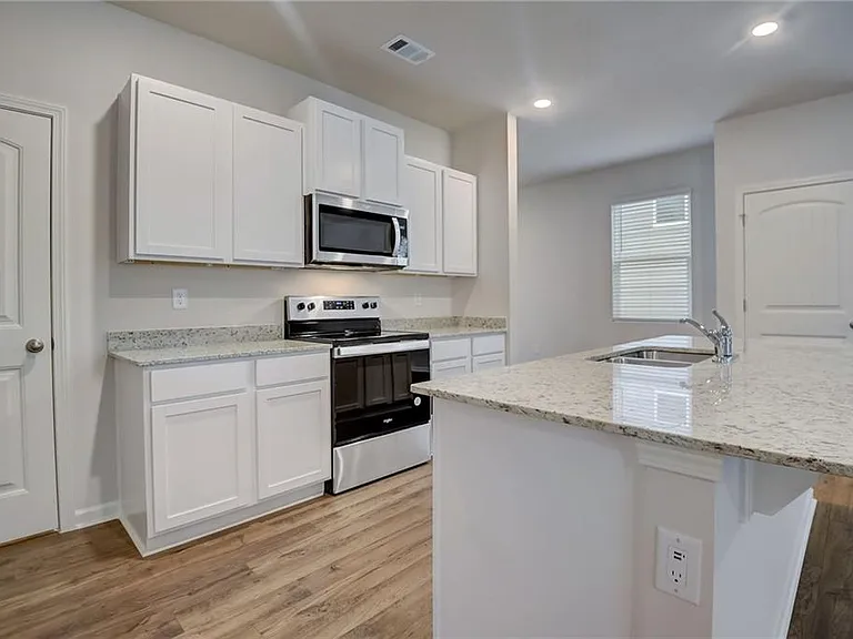 88 Shadwood Pl — Photo 8
