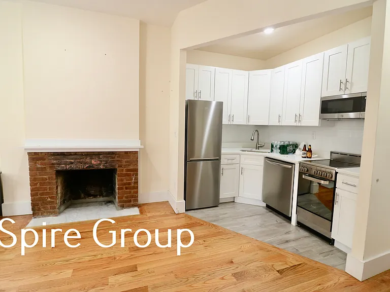 303 W 76th St #3A — Photo 9