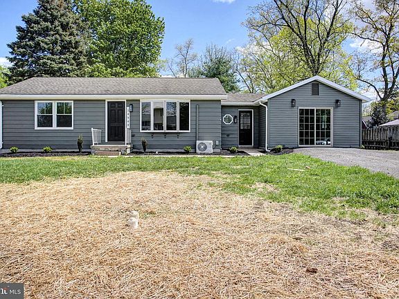 2nd image of 14944 Sherwood Dr