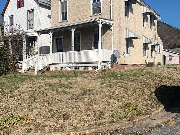 2nd image of 2104 Cedar Ave