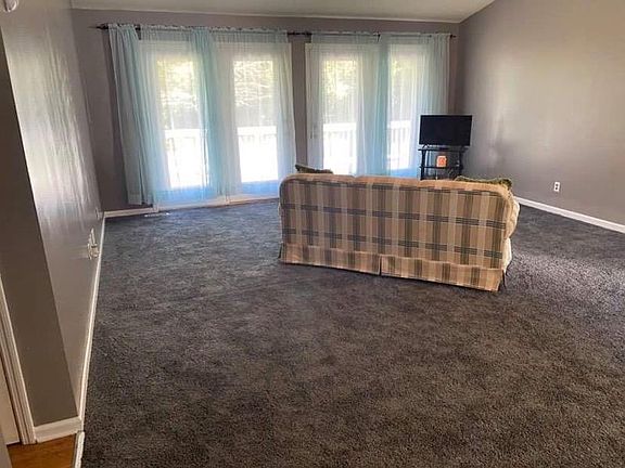 2nd image of 120 Downs Brook Dr