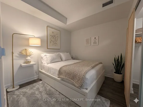 20 Edward St, Toronto, ON