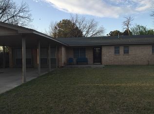 1104 N 8th St, Haskell, TX 79521