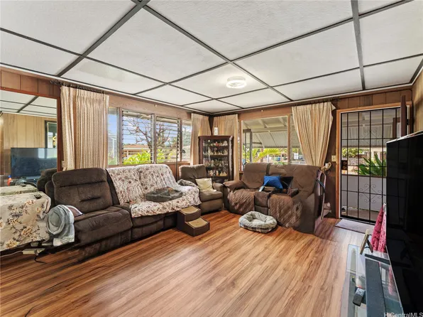 86-48 Hoaha St, Waianae, HI 96792