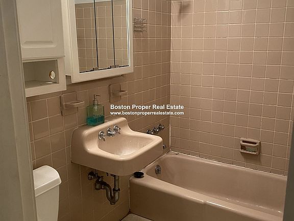 11 Marlborough #22 Boston - Back Bay Unit Photo 7