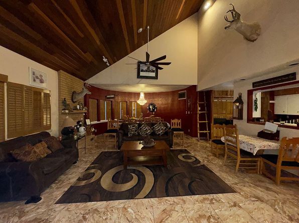 102 Bogie Ln