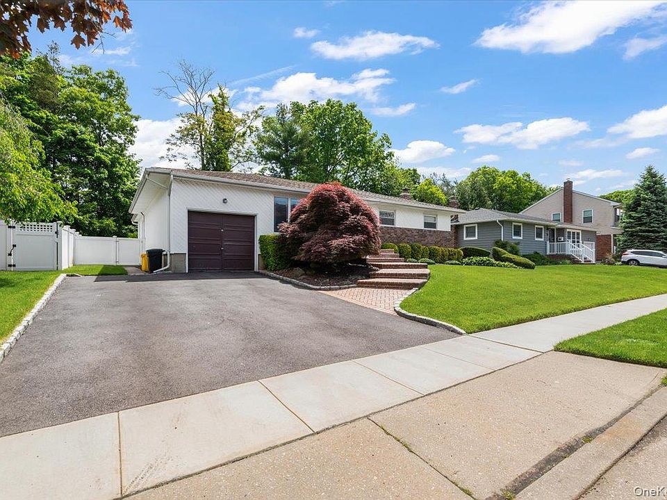 1st image of 21 Beaumont Drive