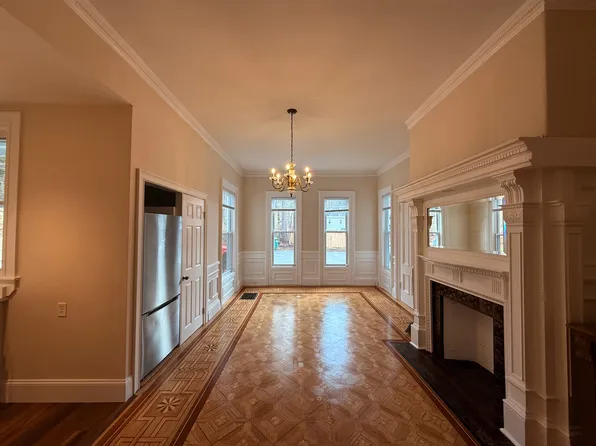 143 Main St #2A, Upton, MA 01568