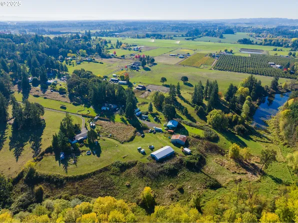 4751 NE Henry Creek Rd, Dayton, OR 97114
