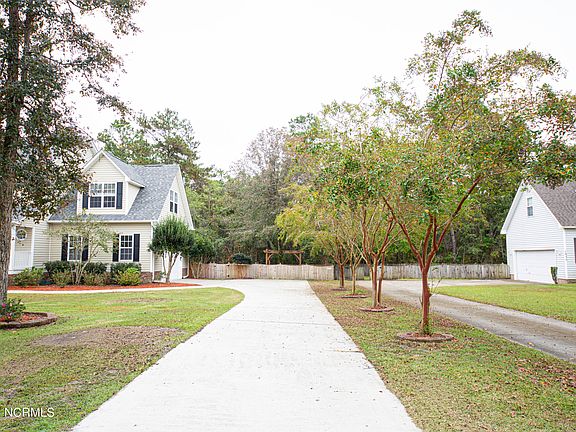 5th image of 1651 Chadwick Shores Dr