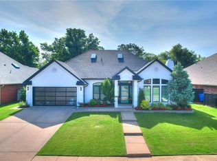 705 Parkside Rd, Norman, OK 73072