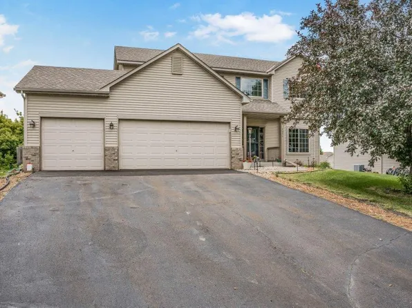 2051 River Bend Trl, Mayer, MN 55360
